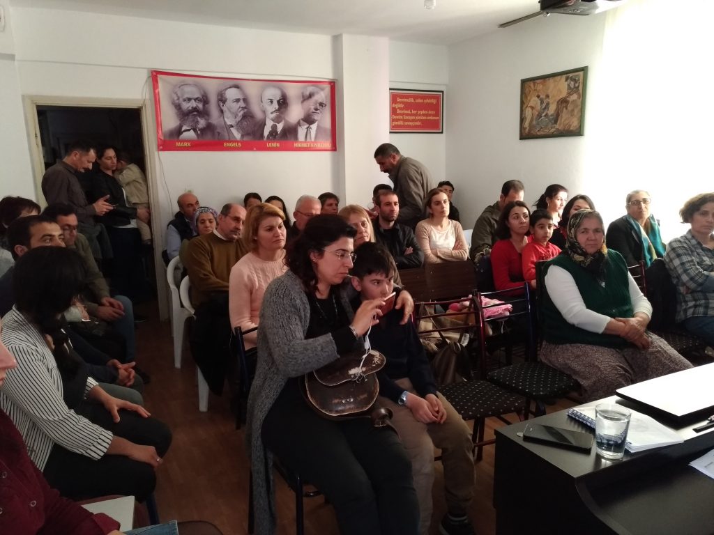 HKP’li Kadınlar: Dokuma İşçisi Kadınlardan devraldığımız bayrağı dalgalandırmaya devam ediyoruz