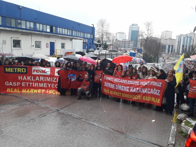 İş Hukuku Otoriteleri, Metro Group AG’ye karşı Direnişçi Real Market İşçilerini ve Nakliyat-İş Sendikası’nı doğruluyor