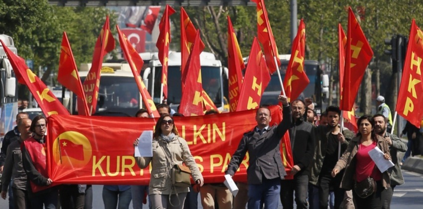 “1 Mayıs’ın Anavatanı Taksim yasaklanamaz” diyen HKP’lilerin duruşması yapıldı