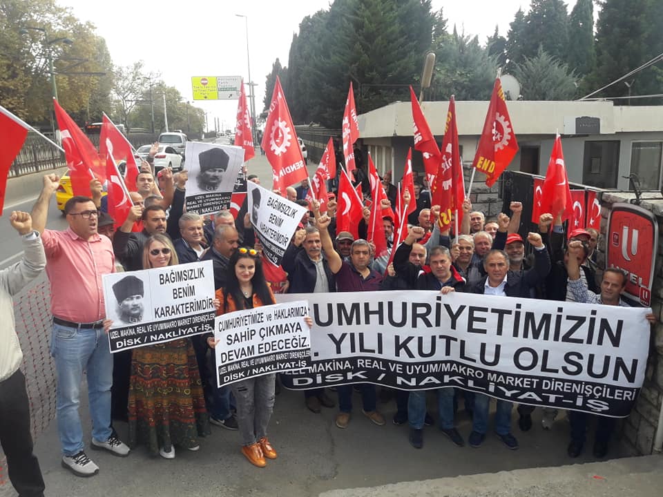 Real İşçileri, Uzel İşçileri ve Uyum/Makro İşçileri 29 Ekim Cumhuriyet Bayramını Direniş Alanlarında kutladı