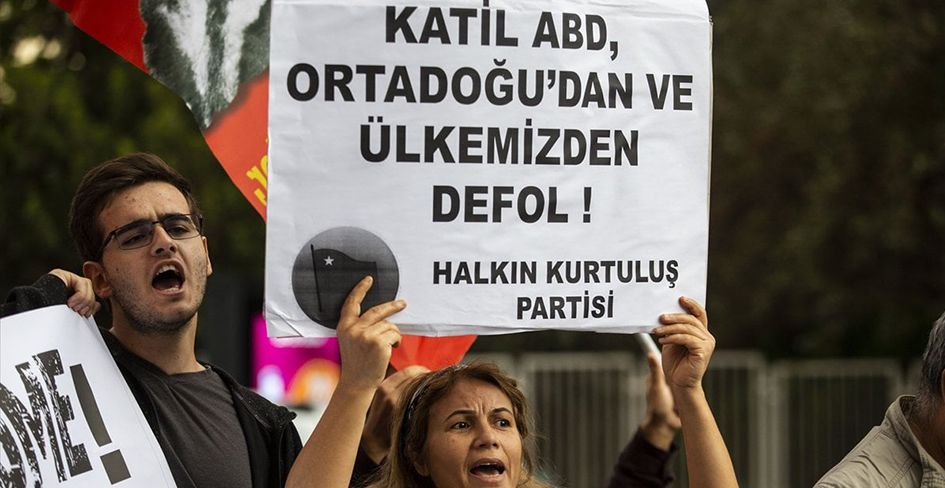 Vazgeçmedik vazgeçmeyeceğiz “Katil ABD Ortadoğu’dan ve Ülkemizden Defol” demekten