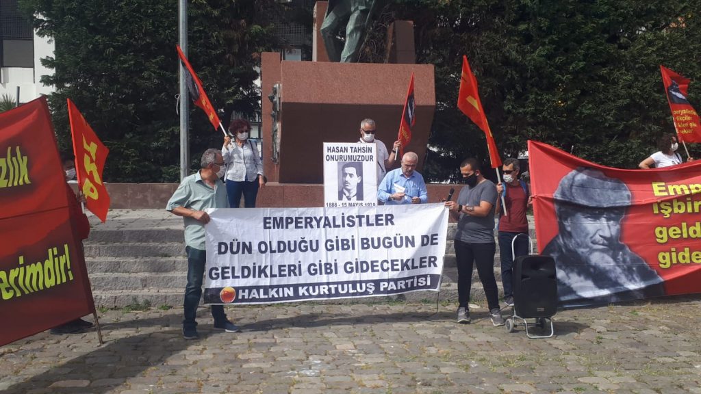 HKP İzmir İl Örgütü İzmir’in İşgalinin 101’inci Yılını Hasan Tahsin Anıtı Önünde Andı