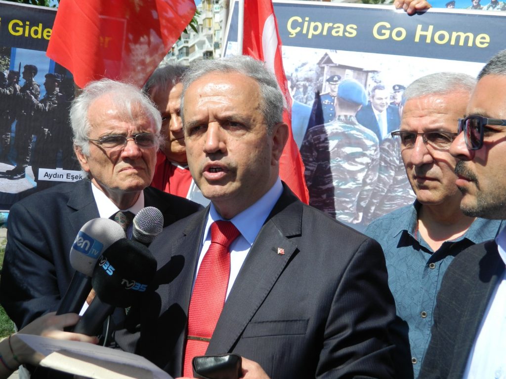 Mandacılar; Yurtseverleri kendi evine sokmuyor